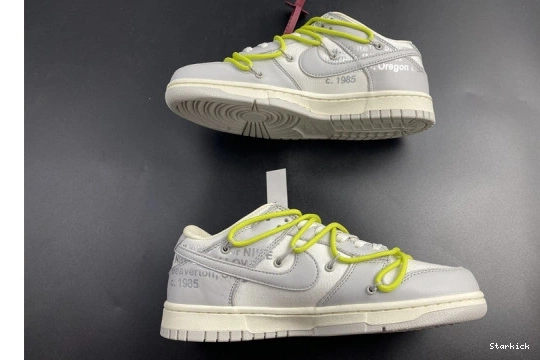 DM1602 106 8 Lot O-W Low Dunk Nike 0827